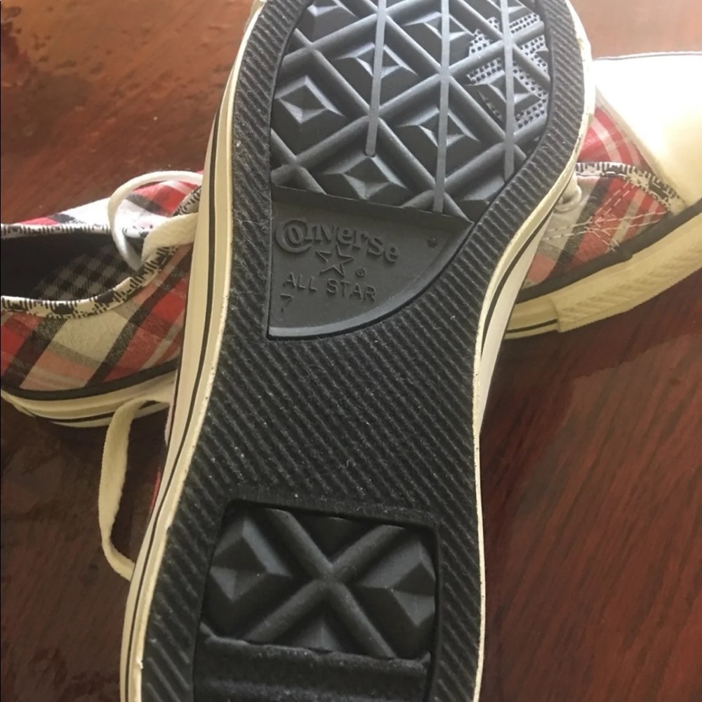 Converse - Picture 4 of 4